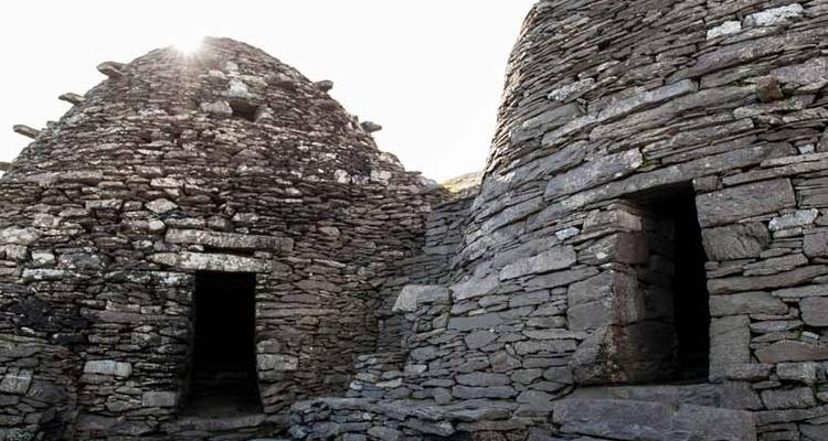 Deluxe Hiking - The Kerry Mountains - Wilderness Ireland