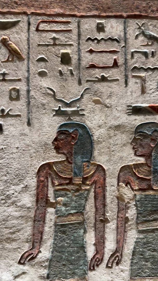 Vídeo de reseña del cliente sobre 4 días y 3 noches en un crucero 5 estrellas por el Nilo desde Asuán a Lúxor