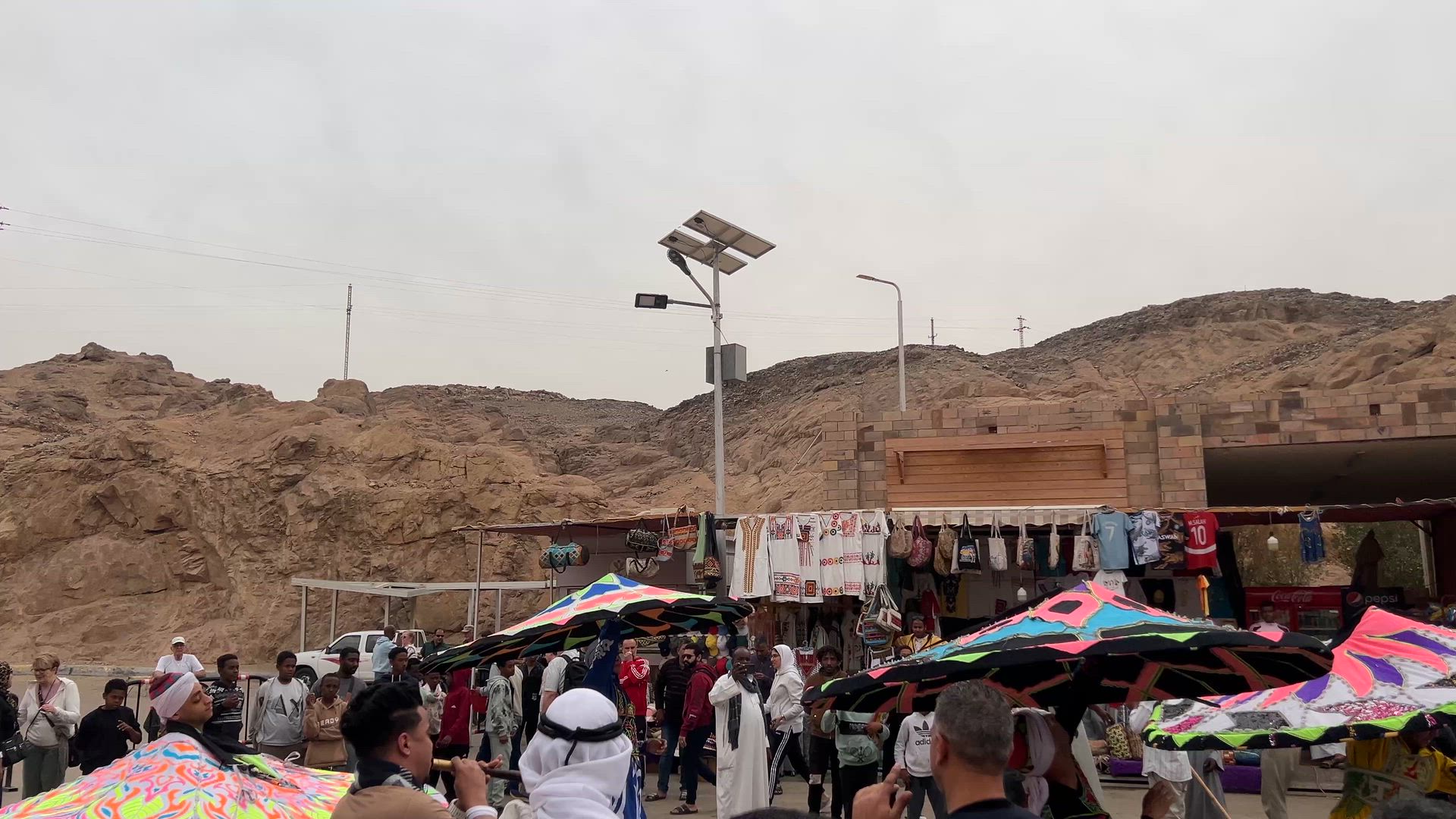 Vídeo de reseña del cliente sobre 5 Días - 4 Noches Crucero 5 Estrellas por el Nilo Desde El Cairo en Vuelo