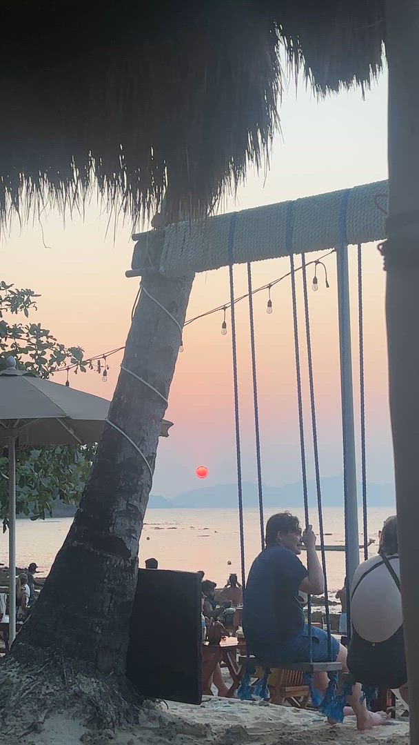 Trouvez votre circuit idéal en Asie. Nous avons 16720 aventures à vous proposer en Asie entre une journée et 105 jours. Le mois le plus apprécié pour s'y rendre est septembre, c'est-à-dire le mois qui compte le plus grand nombre de départs.