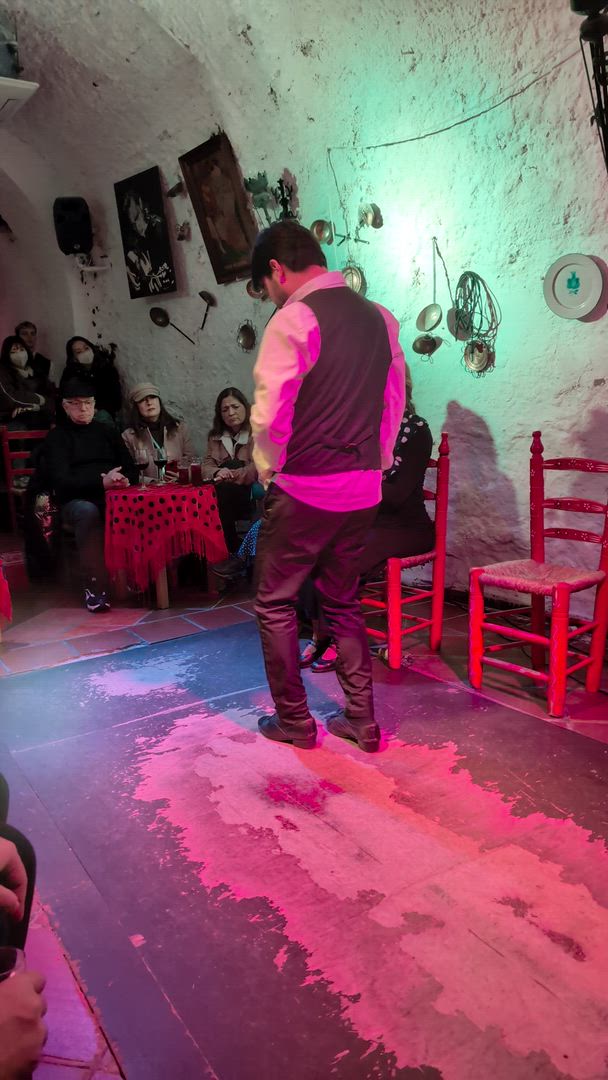 Vídeo de reseña del cliente sobre Andalucía y Portugal, completamente Madrid (16 destinations) 