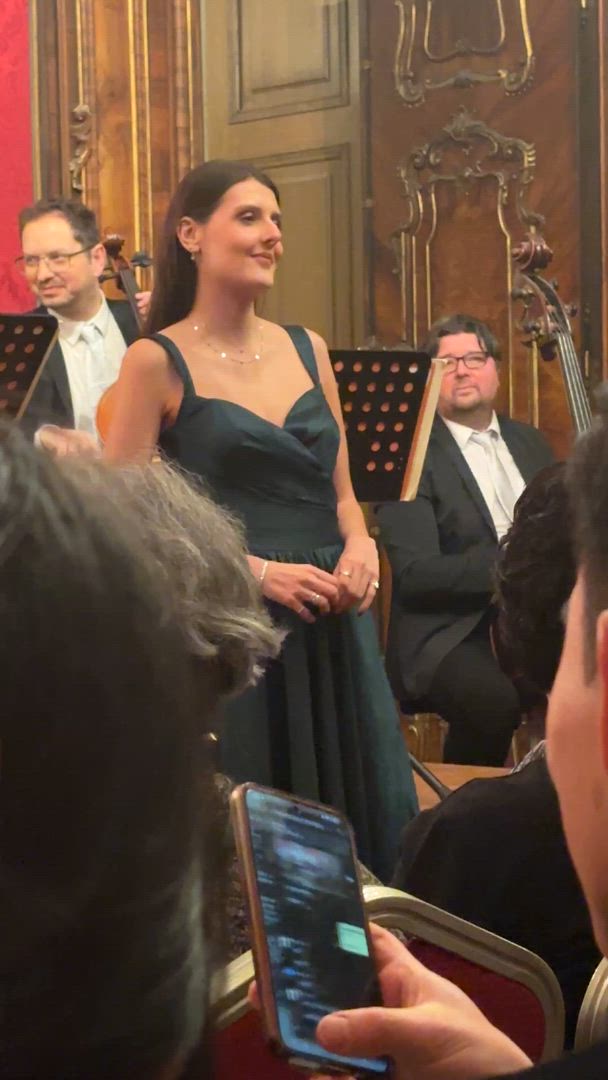 Vídeo de reseña del cliente sobre Lo mejor de Europa del este