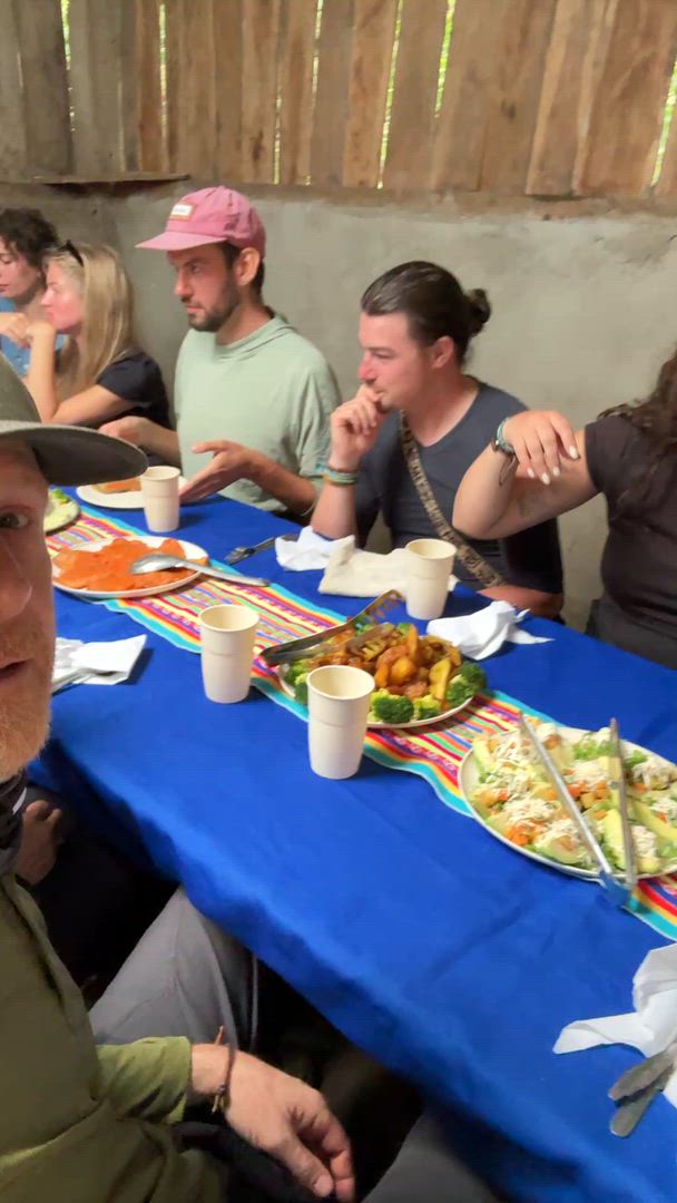 Vídeo de reseña del cliente sobre Camino Inca Clásico a Machu Picchu 4 Días con Tren Vistadome