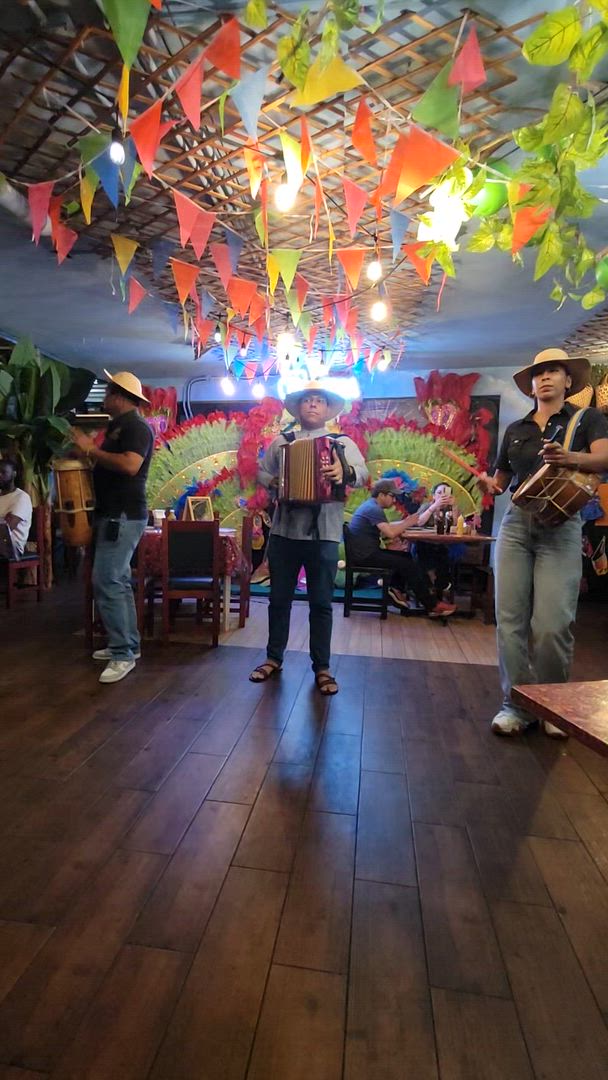 9 jours à travers le Panama : Culture, montagne et paradis caribéen customer review video