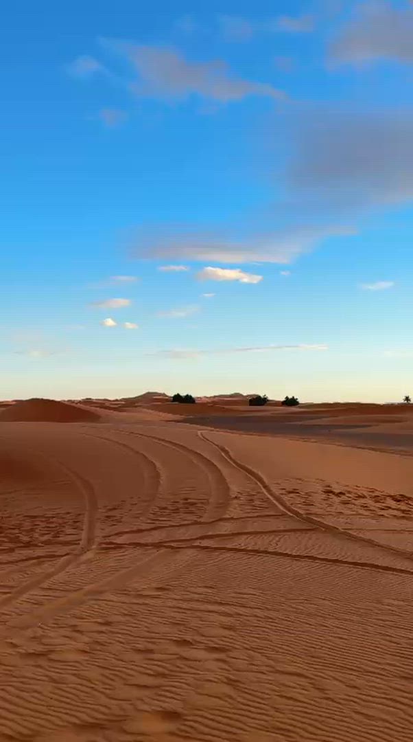 Vídeo de reseña del cliente sobre Circuito definitivo de 14 días por Marruecos: de Casablanca al desierto del Sáhara