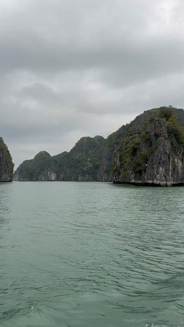 31-Day Southeast Asia Adventure: Thailand, Laos, Vietnam, and Cambodia customer review video