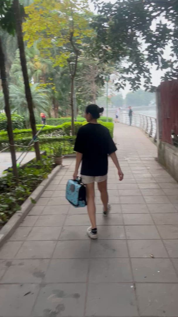 Découvrez les collines enchanteresses de BaNa et le pont d'or lors d'une excursion d'une journée au départ de Da Nang customer review video