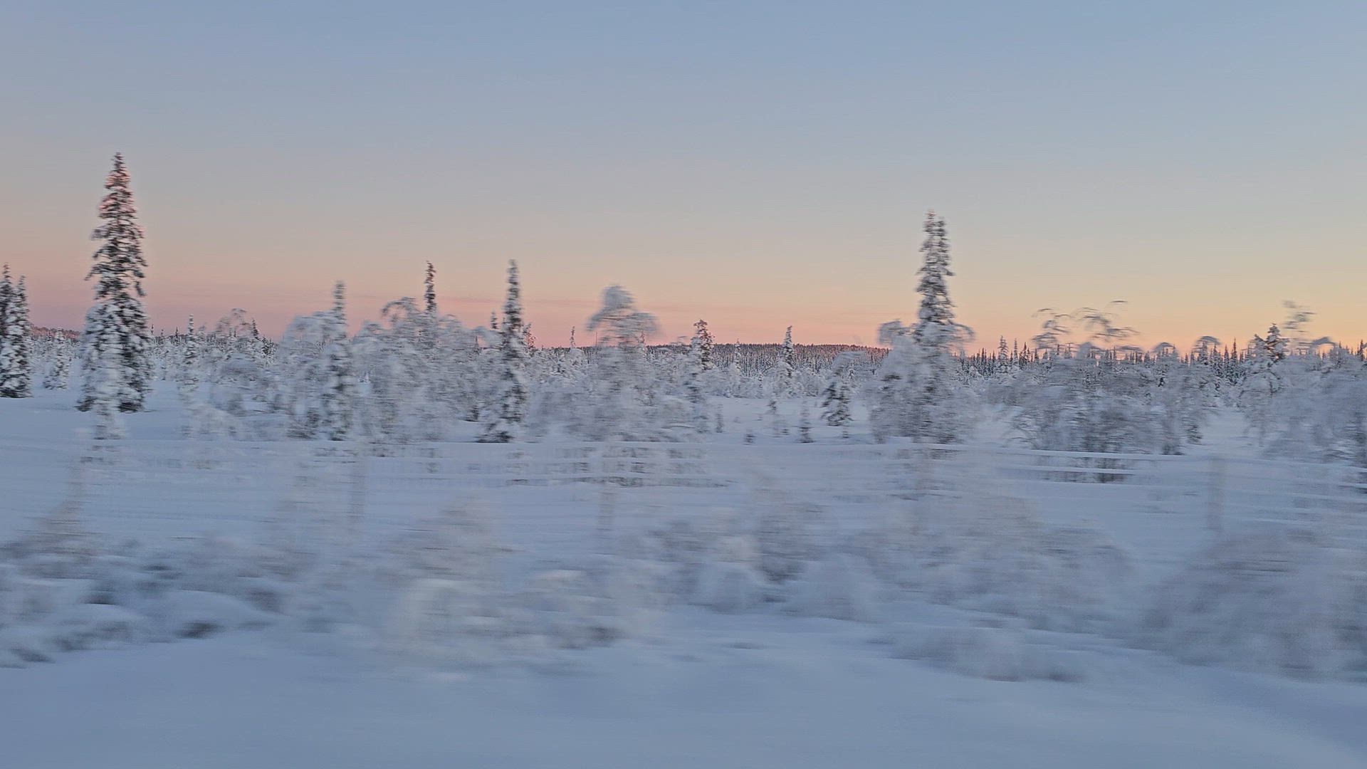 Laponie suédoise : Les aurores boréales customer review video