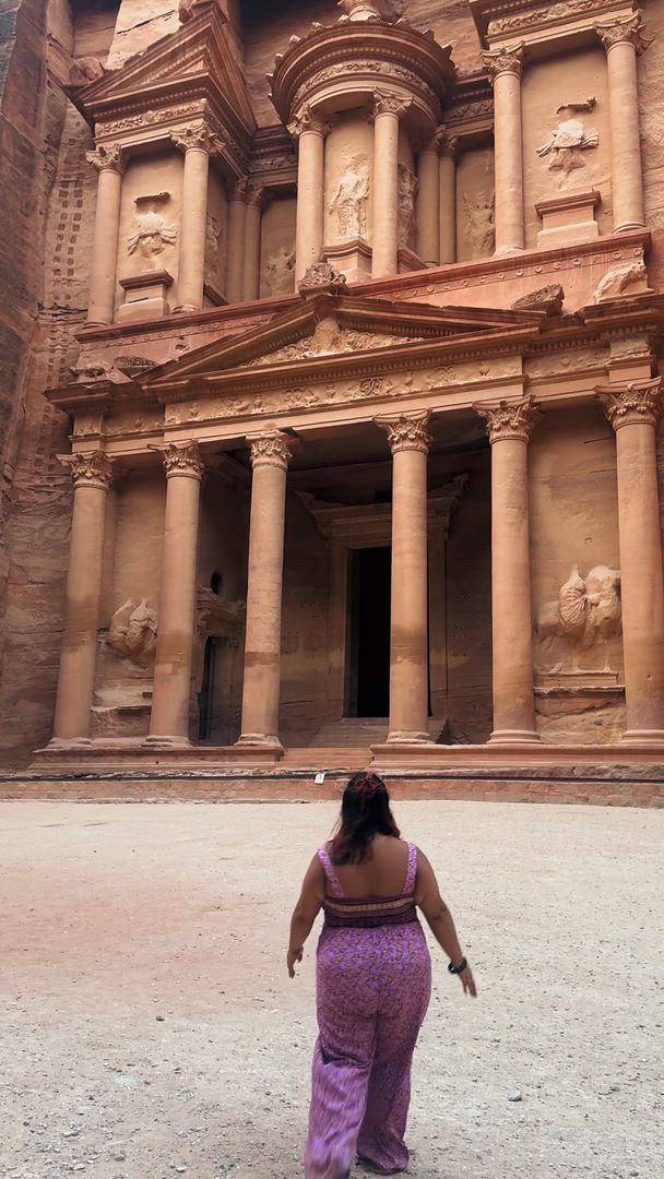 Jordanien und Ägypten: Antike Ruinen, Wüstendünen und ikonische Wunder customer review video