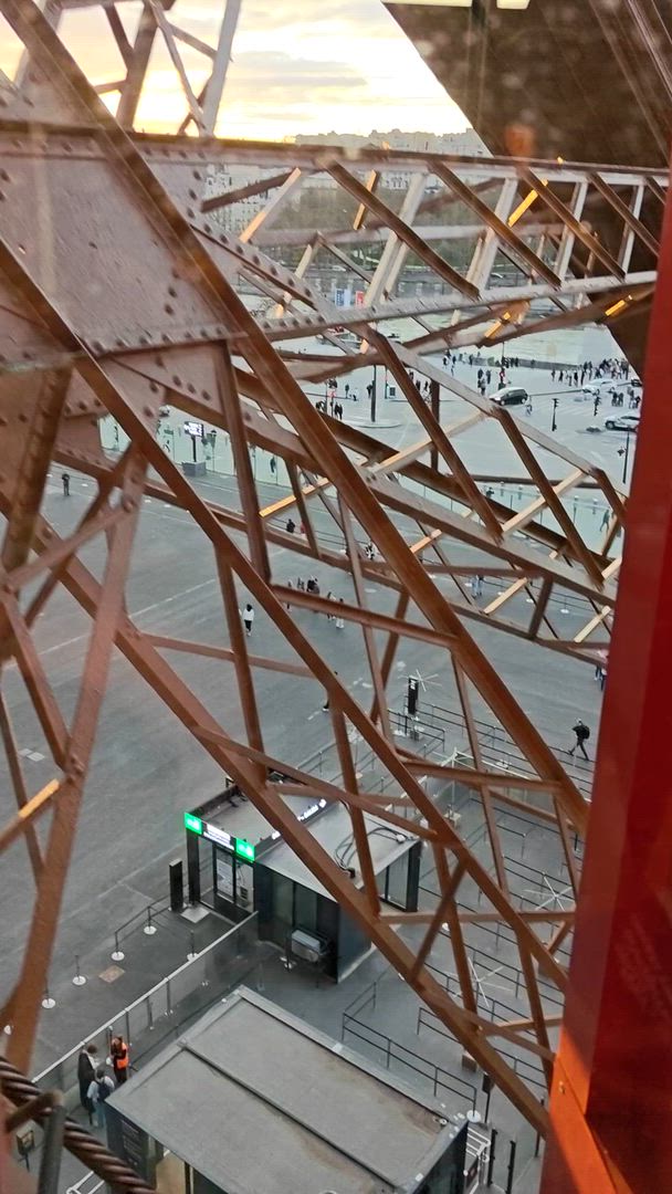 Vídeo de reseña del cliente sobre Viaje a París, Suiza e Italia