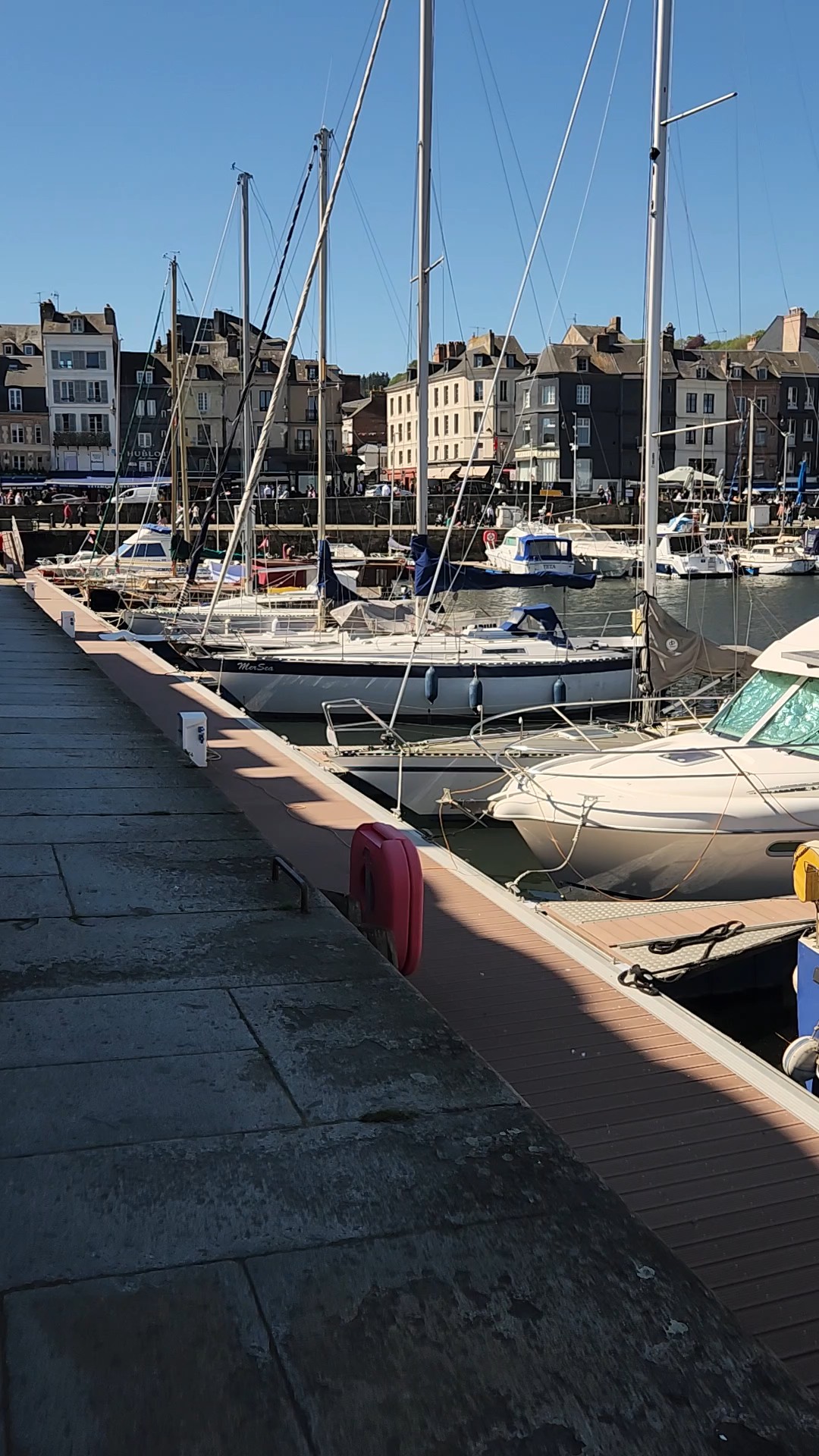 Trouvez votre circuit idéal dans la région Nord de la France. Nous avons 412 aventures à vous proposer dans la région Nord de la France. Le mois le plus apprécié pour s'y rendre est Septembre, c'est-à-dire le mois qui compte le plus grand nombre de départs.