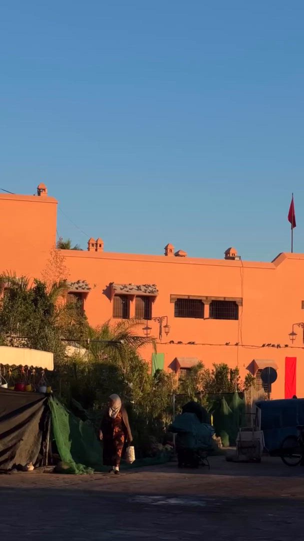 video met klantbeoordeling van In Marrakech: Stadswandeling in kleine groep door lokale gids