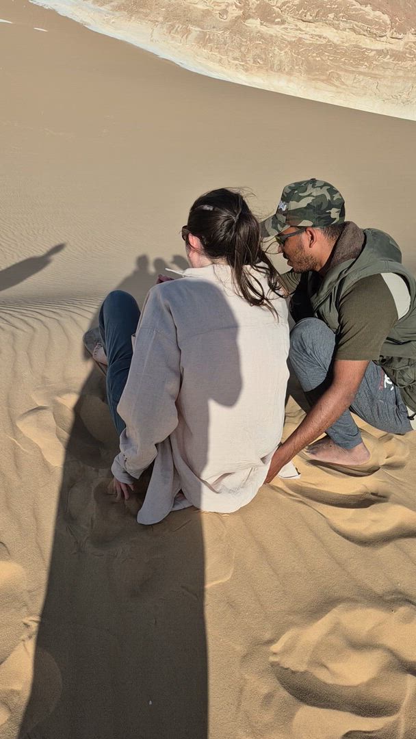 Vídeo de reseña del cliente sobre Tesoros de Egipto (El Cairo, Asuán, Luxor, navegación en Felucca, safari por el desierto en blanco y negro)