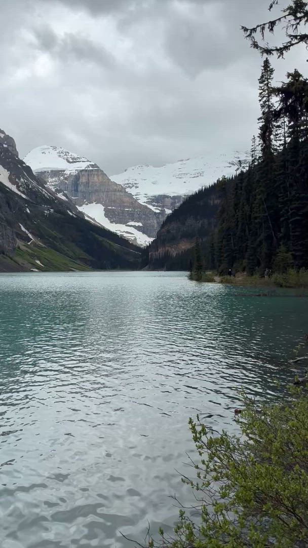 Explorez les Rocheuses canadiennes en 5 jours : Circuit des parcs nationaux de Banff, Jasper et Yoho customer review video