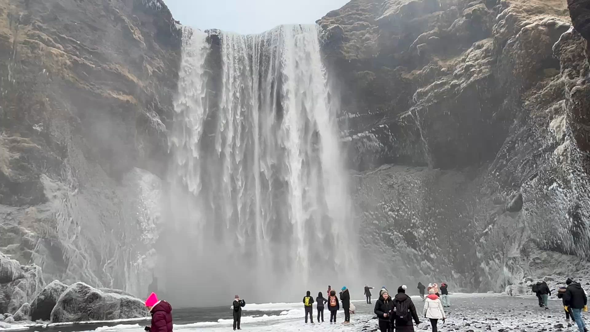 Vídeo de reseña del cliente sobre Lo mejor de la Islandia clásica - 8 días