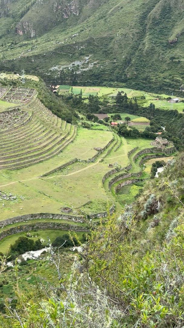 Vídeo de reseña del cliente sobre Camino Inca Clásico a Machu Picchu 4 Días con Tren Vistadome