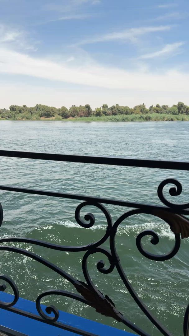 Vídeo de reseña del cliente sobre Aventura Faraones en Crucero por el Nilo - Visita al Gran GEM - Vuelos de ida y vuelta incluidos