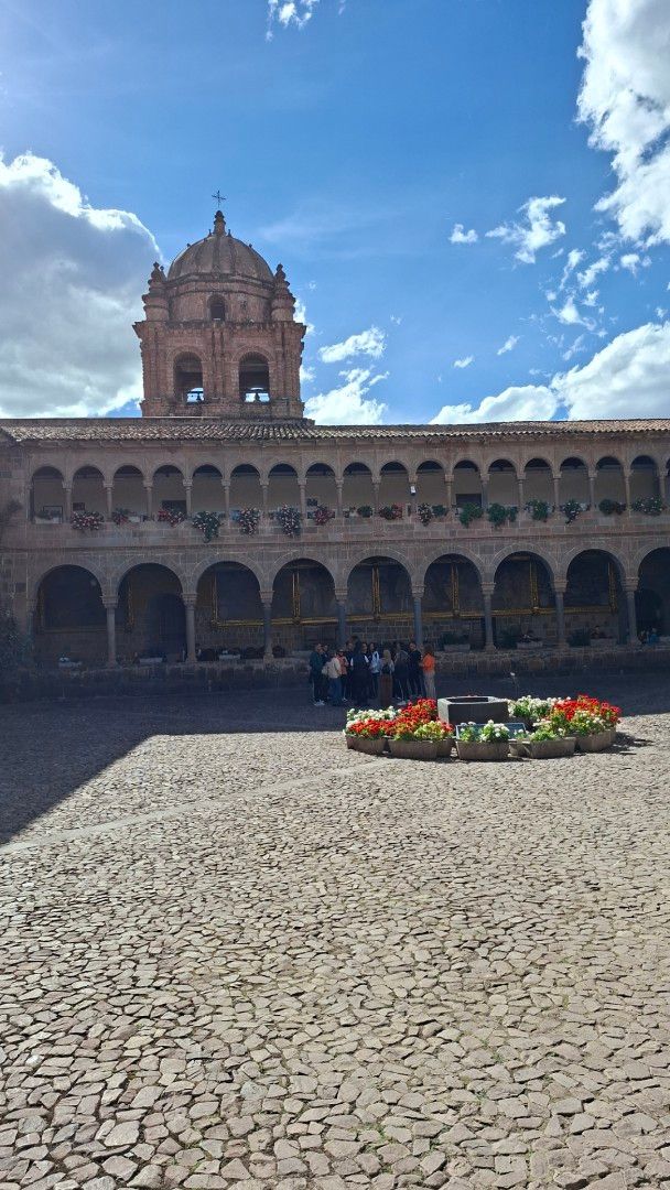 Peru Classic 7D-6N ( Lima, Nazca, Paracas, Cusco, City tour, Sacred valley, Machu Picchu )