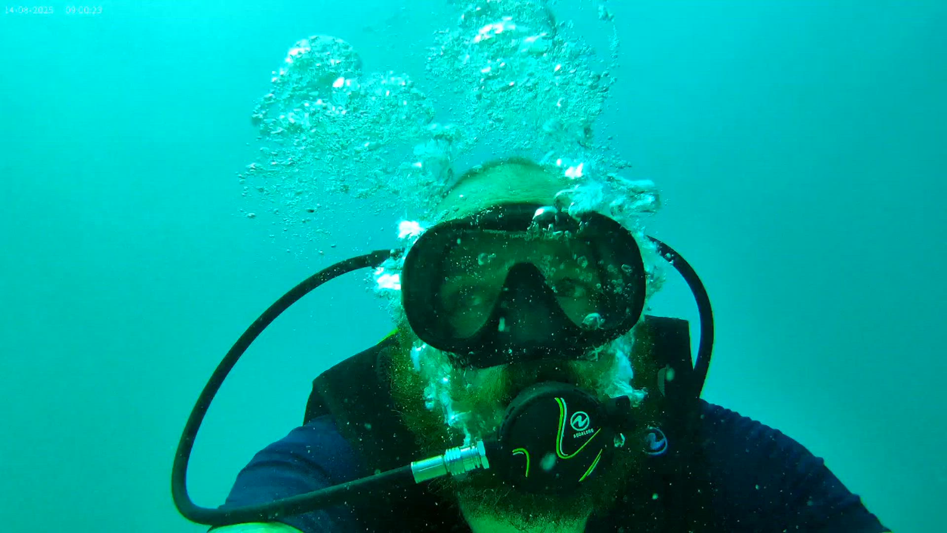 Les Maldives, une escapade au paradis customer review video