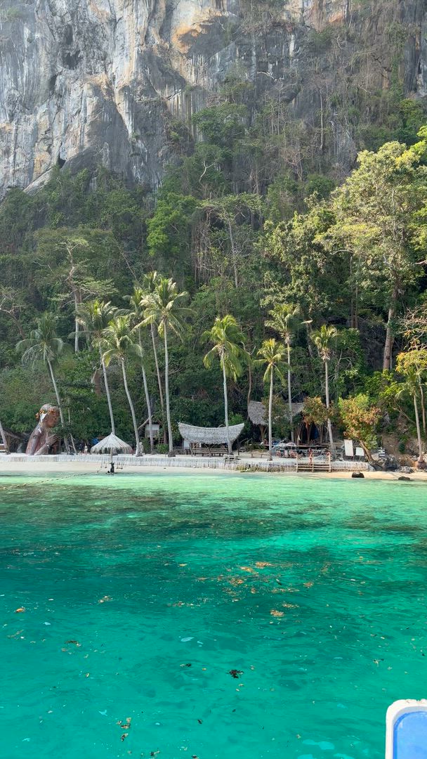 Vídeo de reseña del cliente sobre Clásico del Oeste de Filipinas 14 días - One Life Adventures - Organizado por Emma