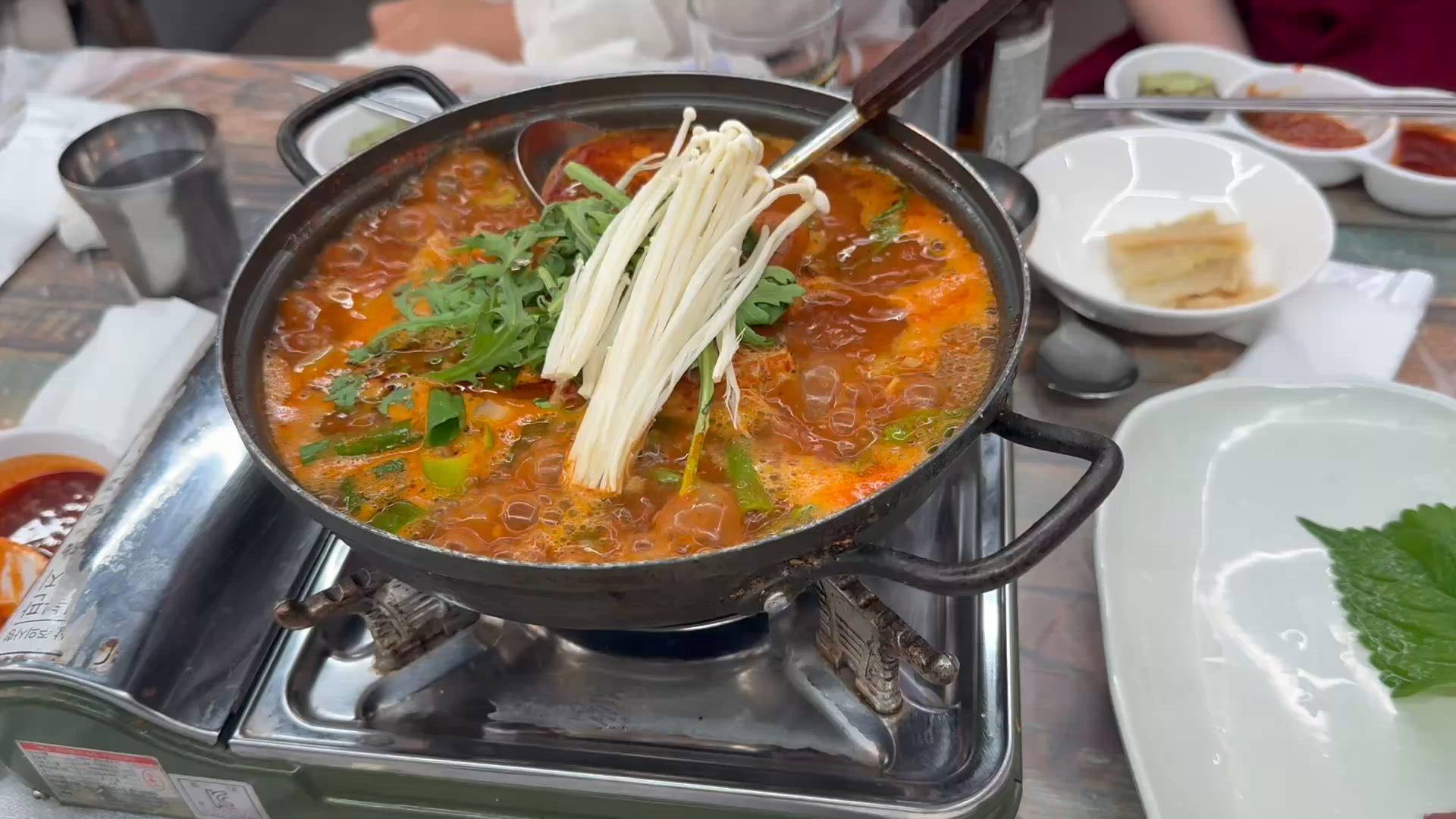 Vídeo de reseña del cliente sobre Descubre Corea y Taiwán