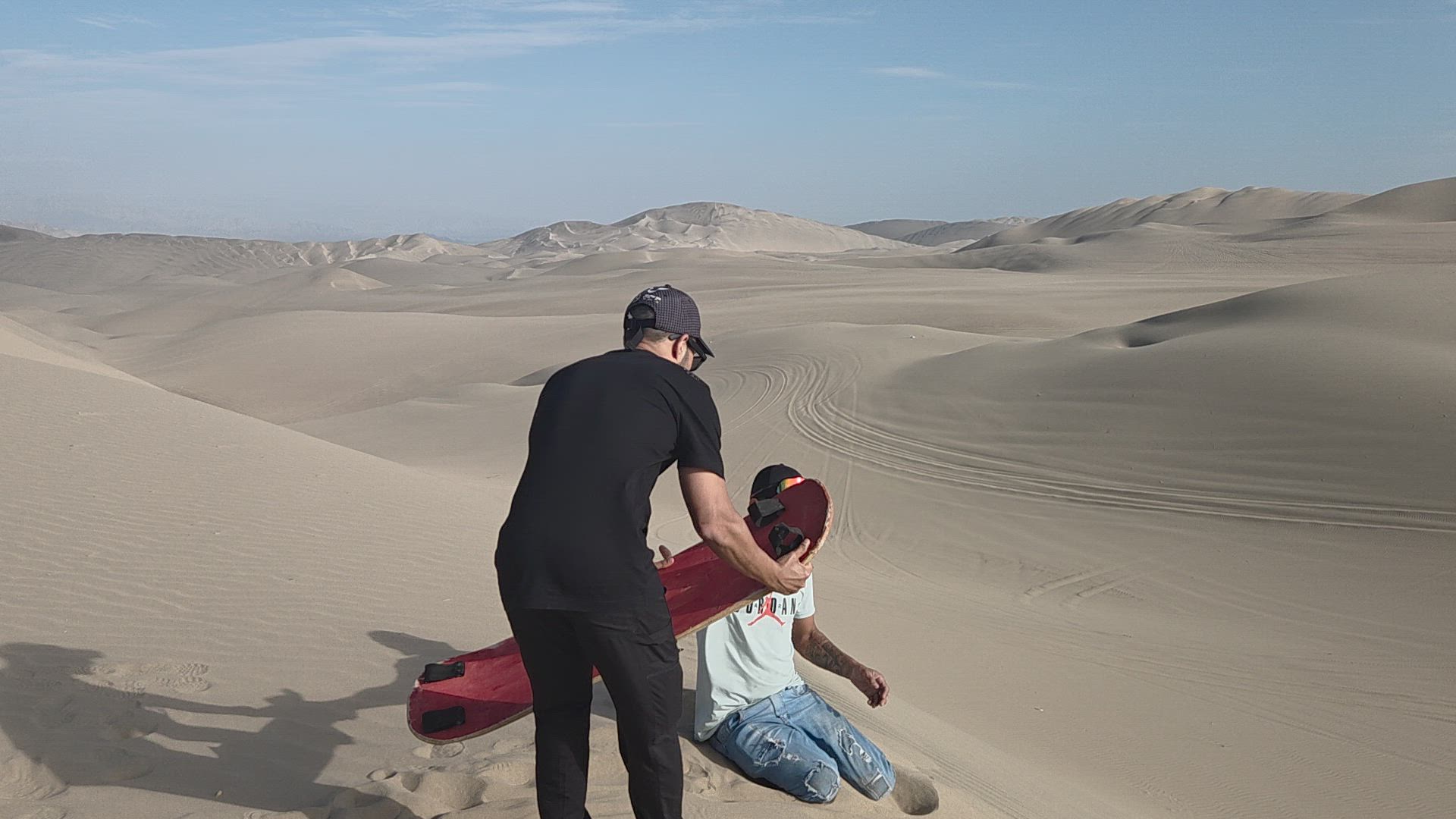 Vídeo de reseña del cliente sobre Aventuras Incas - 7 Días (Lima, Paracas, Ica, Cusco, Machu Picchu y Montaña Arco Iris) - Con Vuelos Nacionales