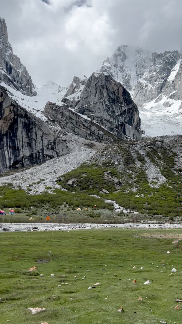 Randonnée dans la vallée de Nangma et à Amin Braq, Gilgit-Baltistan, Pakistan customer review video