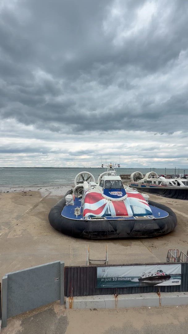 Trouvez votre circuit idéal au Angleterre. Nous avons 248 aventures à vous proposer au Angleterre entre 2 et 21 jours.
