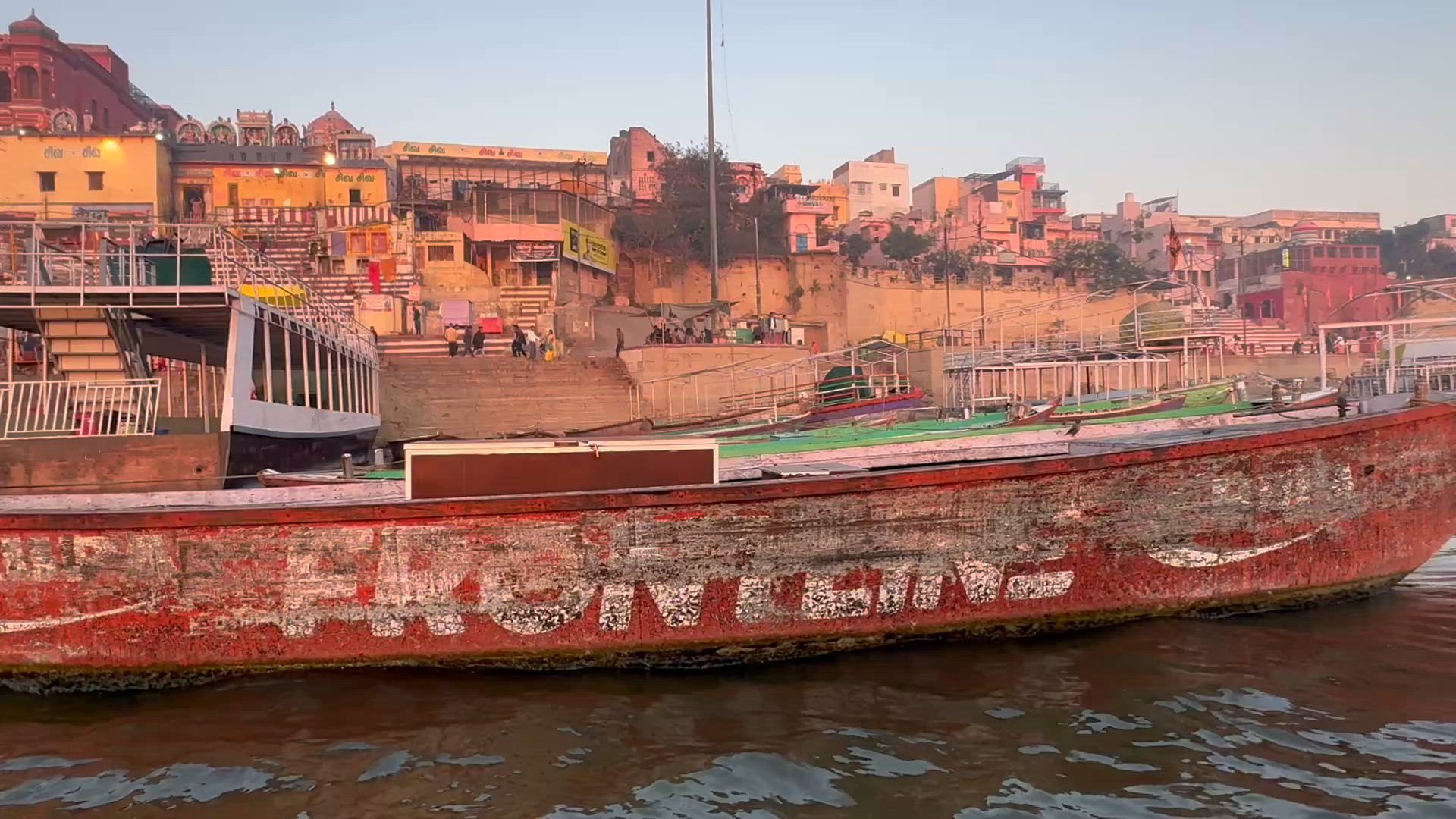 Vídeo de reseña del cliente sobre Circuito privado de 3 días por el encantador Benarés