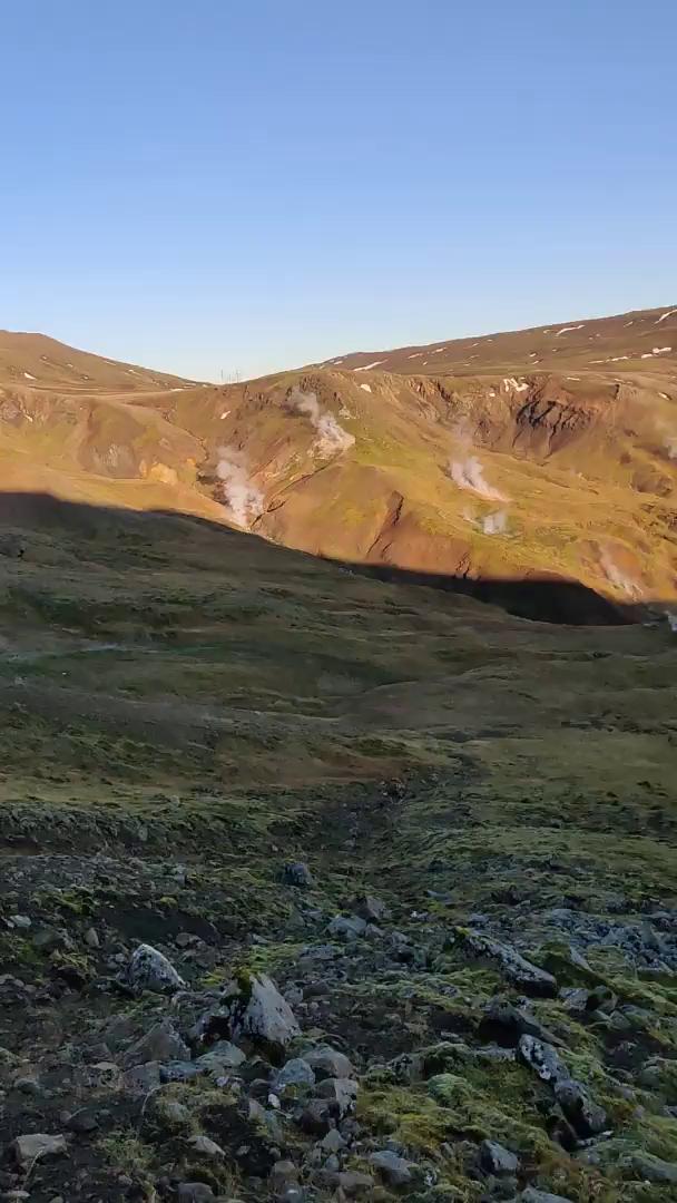 Trouvez votre Pays Nordiques / Scandinavie circuit autoguidé idéal. Vous avez le choix entre pas moins de 420 voyages durant entre 3 et 29 jours. Le mois comptant le plus grand nombre de départs est Juin, ce qui en fait le moment le plus apprécié pour aller en Pays Nordiques / Scandinavie.