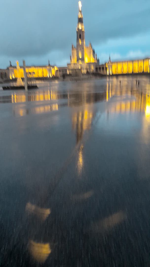 Vídeo de reseña del cliente sobre Andalucía y Portugal, completamente Madrid (16 destinations) 