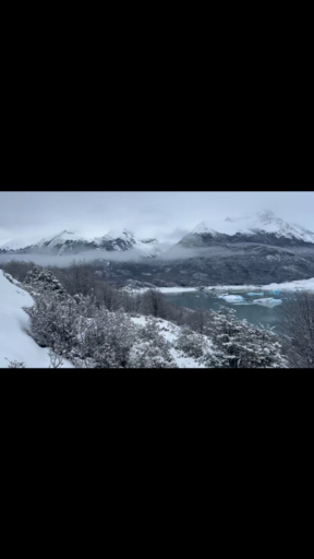 Entdecken Sie Argentinien mit seinen atemberaubenden Iguazú Wasserfällen, dem zweitgrößten Eisfeld der Welt und der beeindruckenden Tangokultur. Unternehmen Sie eine Tour nach Patagonien, besuchen das Feuerland oder die lebendige Hauptstadt Buenos Aires. Für Weinliebhaber empfehlen wir die Region um Mendoza - Wanderer können dort mit dem Aconcagua sogar einen der höchsten Berge weltweit besteigen.