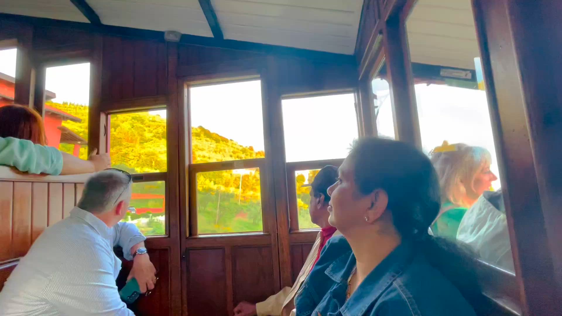 Escapade en Europe customer review video