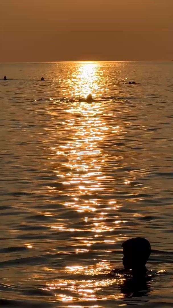 What if you discovered Halong Bay's grottos and caves, tasted delicious dishes on Hoi An foodie tours, and waved to locals at Cai Be floating markets? Challenge yourself to crawling through Cu Chi Tunnels, explore Siem Reap, catch the sunrise over Angkor Wat, and cruise scenic Hai Van Pass. Southern Vietnam beckons in all its glory.