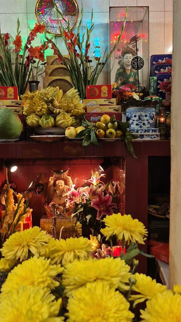 Vídeo de reseña del cliente sobre Rose Kitchen Hanoi: Experiencia culinaria vietnamita con pho, bun cha o banh xeo y café local