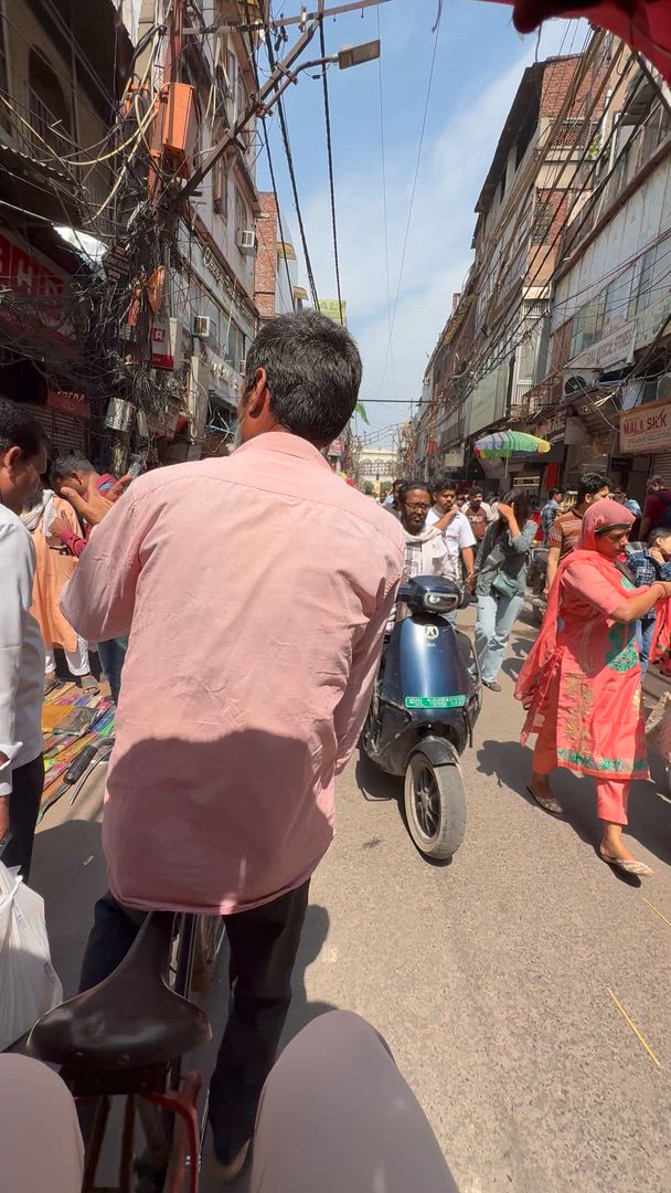 Circuit culturel de 9 jours au Rajasthan et à Agra : Delhi, Agra, Fatehpur Sikri, Abhaneri, Jaipur, Jodhpur, Ranakpur, Udaipur customer review video