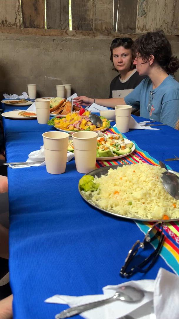 Vídeo de reseña del cliente sobre Camino Inca Clásico a Machu Picchu 4 Días con Tren Vistadome