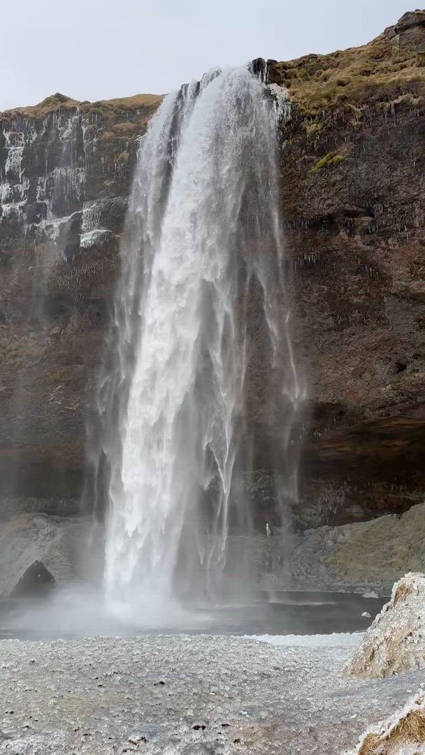 Vídeo de reseña del cliente sobre Lo mejor de la Islandia clásica - 8 días