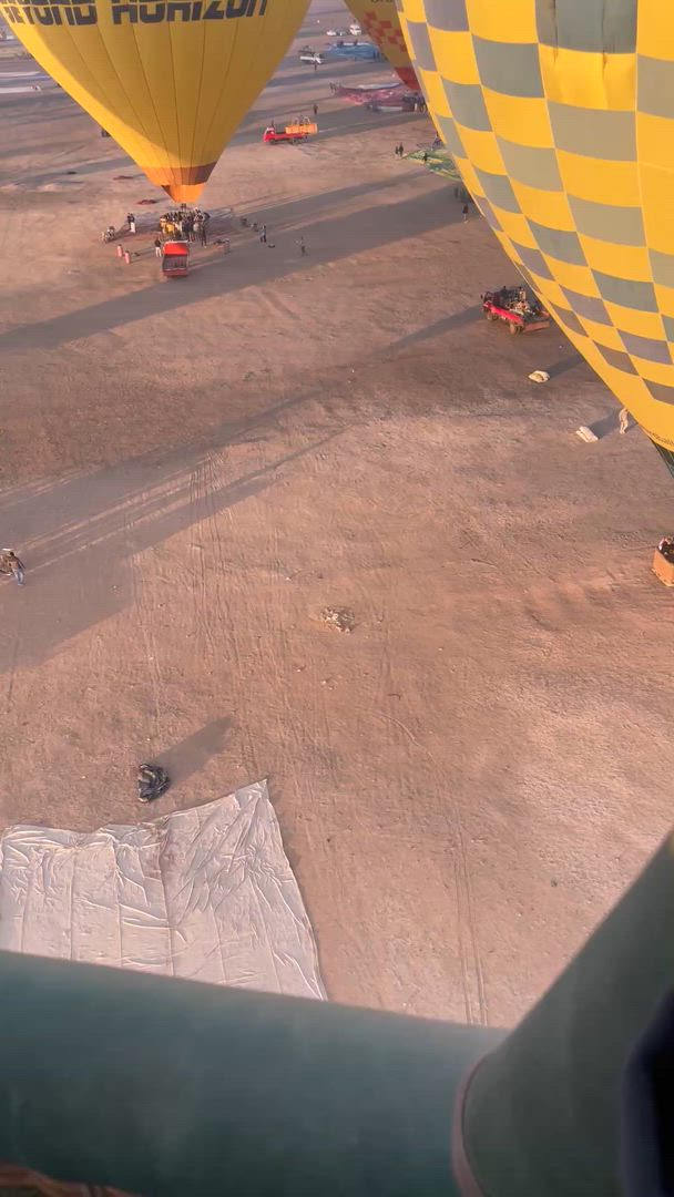 Vídeo de reseña del cliente sobre Antiguas Maravillas de Egipto: 14 días (Pirámides y GEM- Alejandría- Desierto Blanco - Crucero por el Nilo-Hurghada ) vuelo nacional