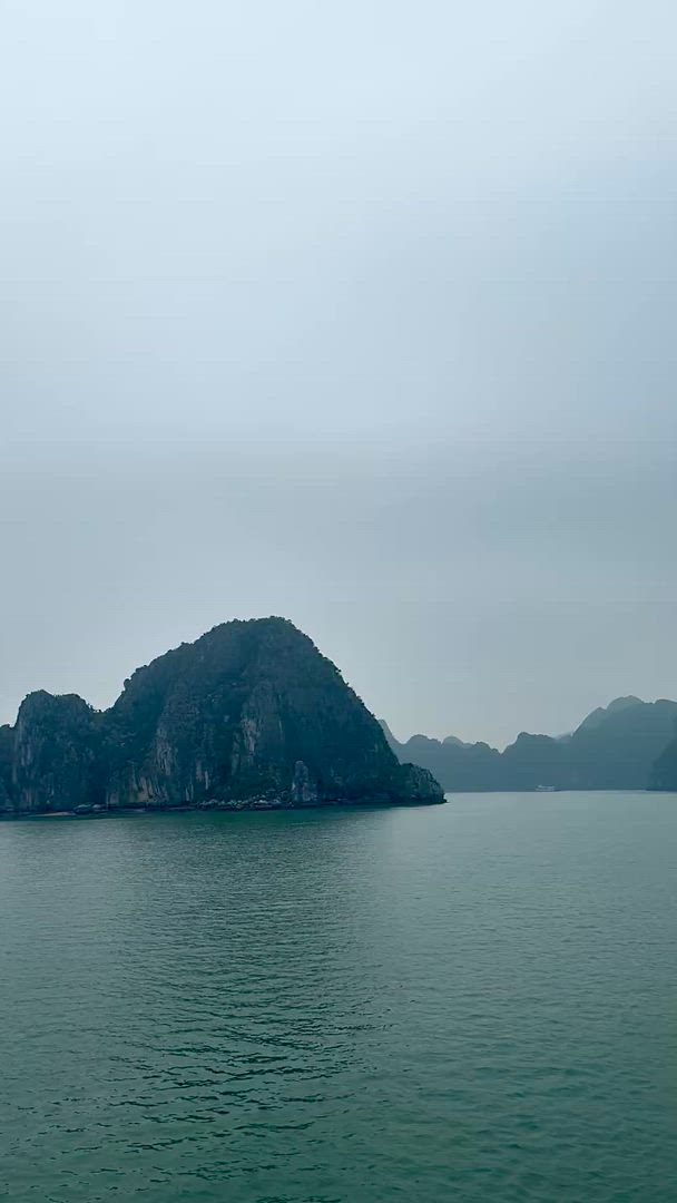 Treasures of Southeast Asia In 11 Days  (Vietnam, Cambodia, Thailand) customer review video