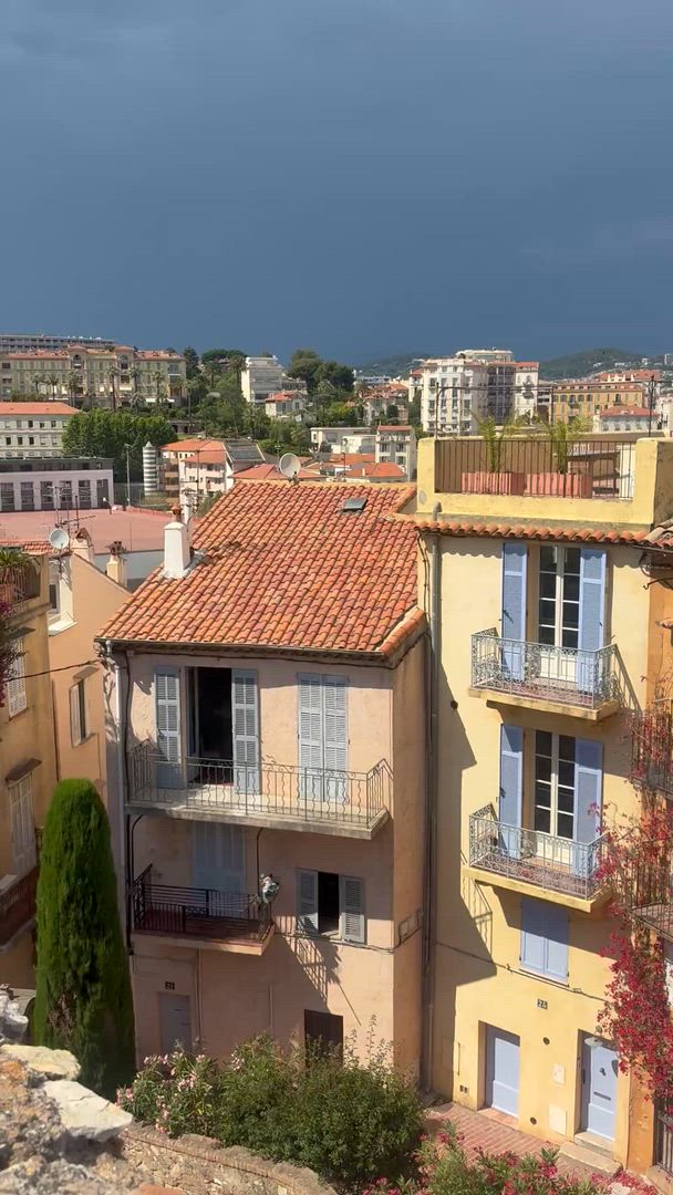 Circuit de 7 jours en Italie, France et Suisse au départ de Paris customer review video