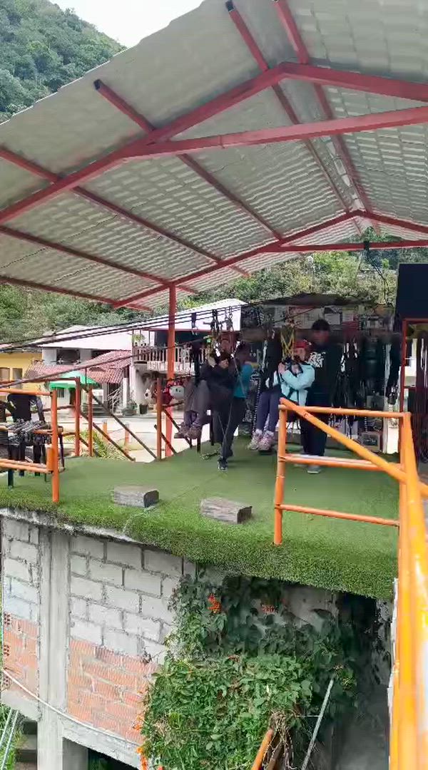 8 jours au cœur de l'Équateur : Des montagnes aux sources d'eau chaude customer review video