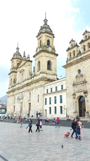 Trouvez votre circuit idéal en Colombie. Nous avons 202 aventures à vous proposer en Colombie entre 2 et 22 jours. Le mois le plus apprécié pour s'y rendre est novembre, c'est-à-dire le mois qui compte le plus grand nombre de départs.