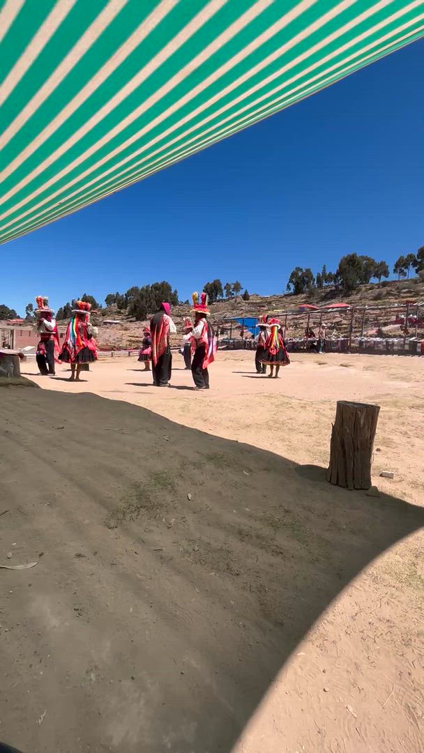 video met klantbeoordeling van Lima, Cusco, Machu Picchu & Puno - incl. binnenlandse vluchten & Vistadome trein – 8 dagen