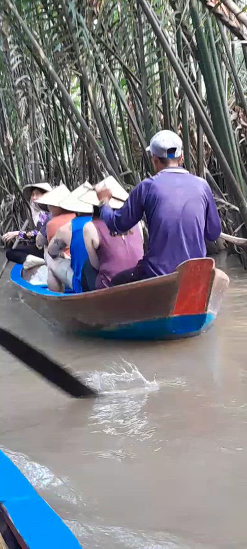 Vídeo de reseña del cliente sobre Circuito de un día Túnel de Cu Chi + Delta del Mekong