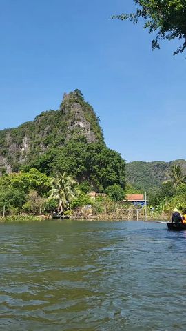 3-Day Hanoi - Ninh Binh - Ha Long Bay &amp; Lan Ha Bay 5 Star Cruise Tour