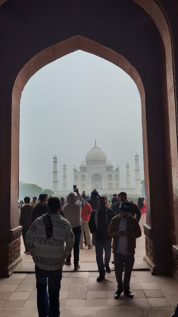 Group/Private Golden Triangle with Varanasi With Luxury 4 Star Hotels customer review video