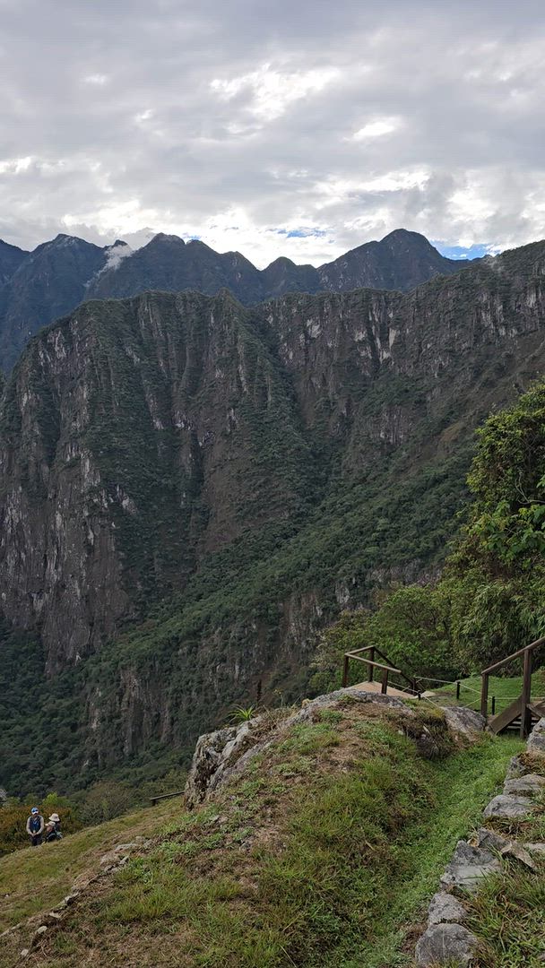 video met klantbeoordeling van Inca-avonturen – 7 dagen (Lima, Paracas, Ica, Cusco, Machu Picchu & de Regenboogberg) – inclusief binnenlandse vluchten