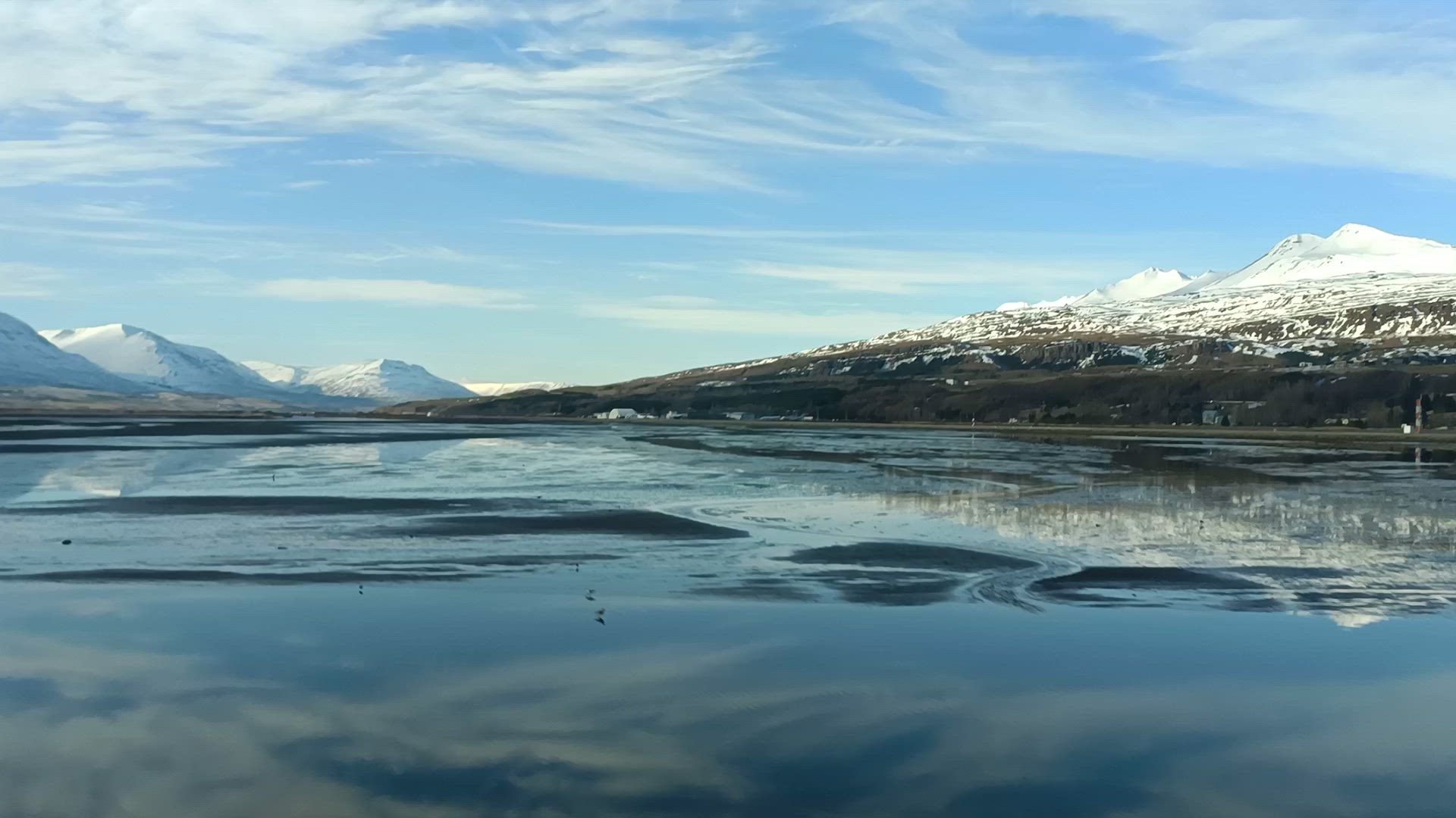 Voyage de 7 jours en petit groupe autour de l'Islande avec des hôtels de première classe customer review video