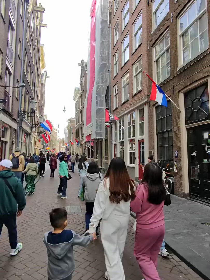 Ein Blick auf Europa bis Paris Kundenbewertungsvideo